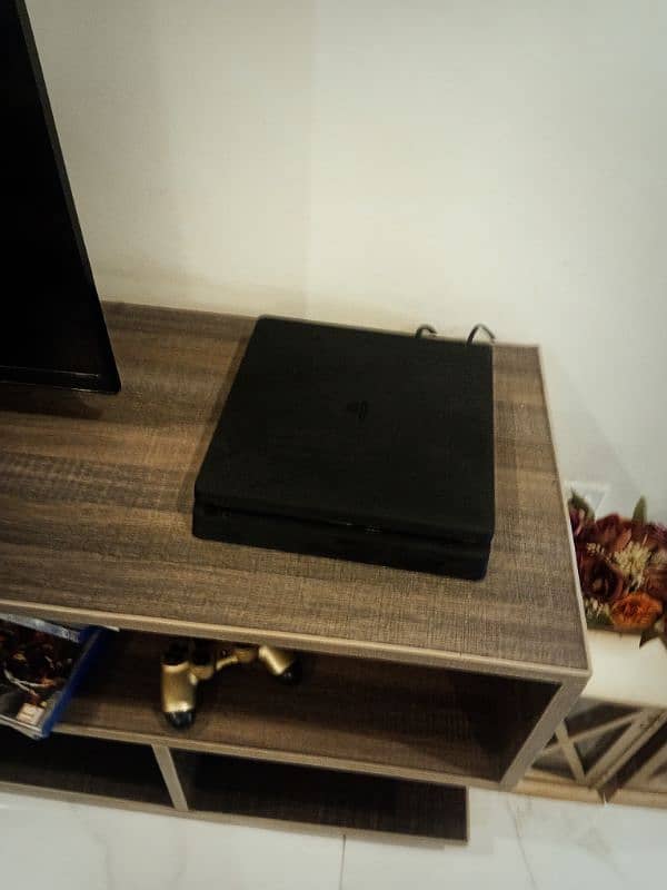 ps4 slim 1 tb 6