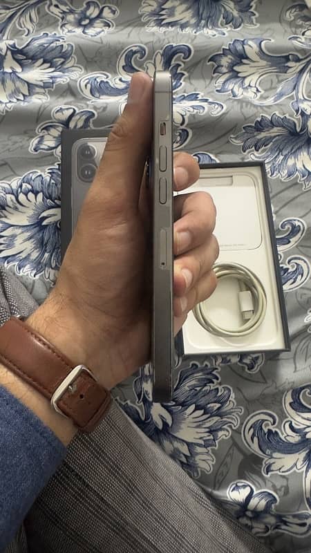 iPhone 13pro 256GB PTA approved 1