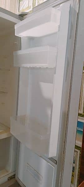 French Door / Glass door Refrigerator 3