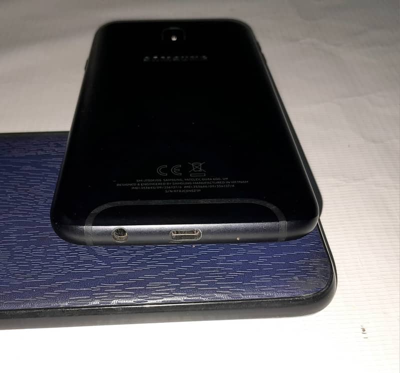 Samsung J7 Pro Imported (Screen Issue) Sale 9,000 3