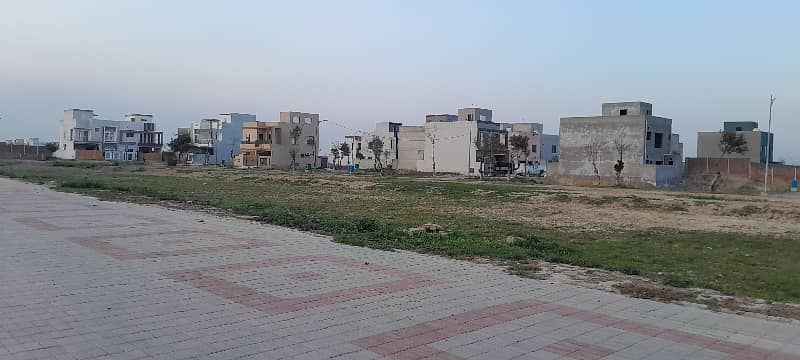 Prime Location 5 Marla Residential Plot In New Lahore City Phase 3 - Block B Is Available 4