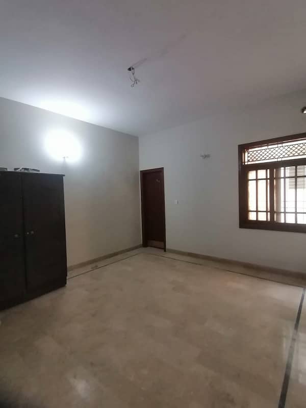 three bed dd ground floor portion for rent in johar 3