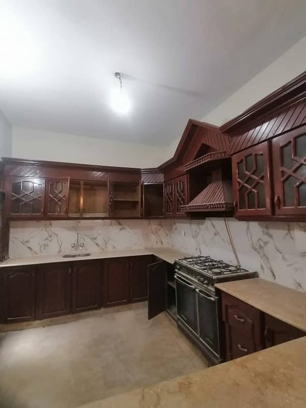 three bed dd ground floor portion for rent in johar 4