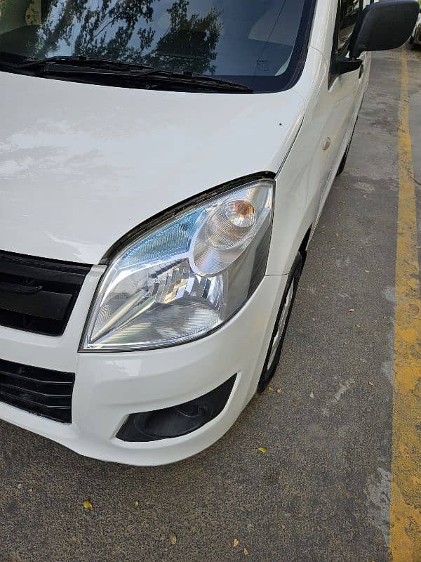 Suzuki Wagon R 2018 1