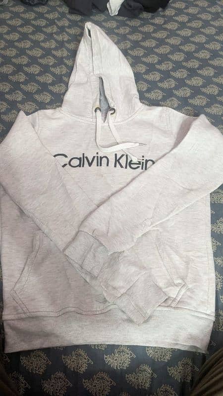 3 hoodie in just 900rs 0