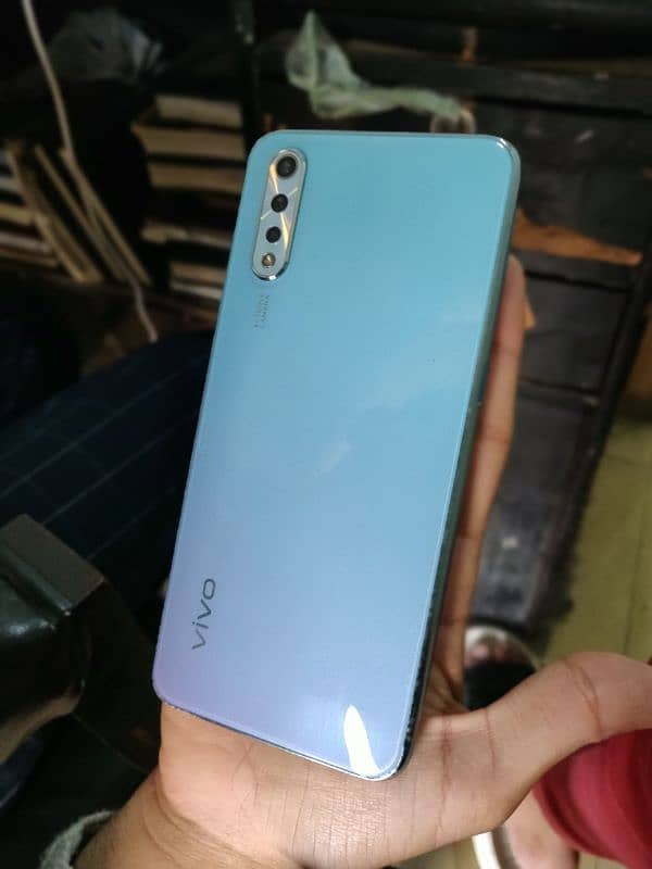 vivo s1  with box 3