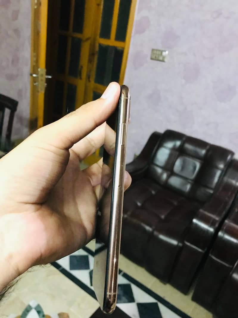 Iphone XSMAX non pta sim time remaining 5