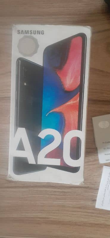 SAMSUNG GALAXY A20 1