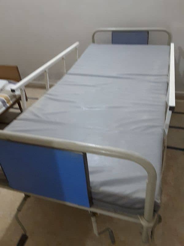 special hospital bed 0