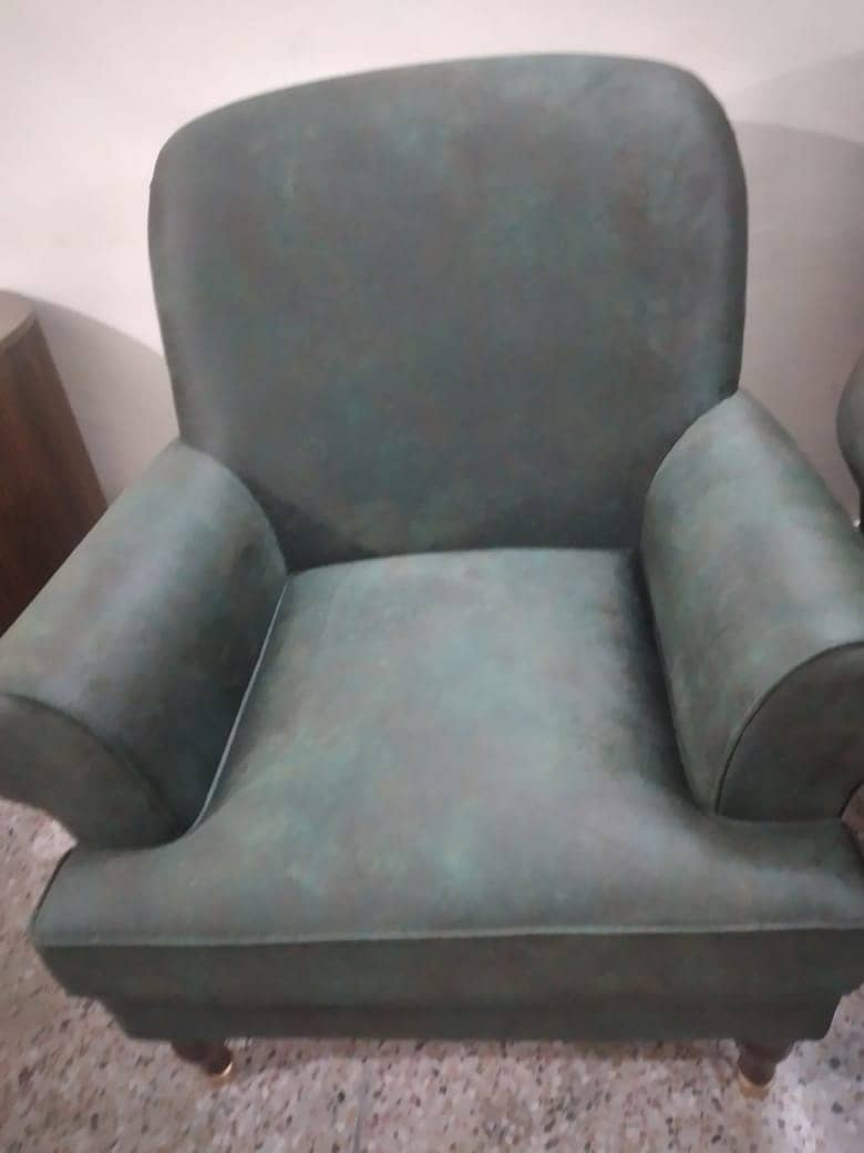 2 single seater Sofa for sale 0