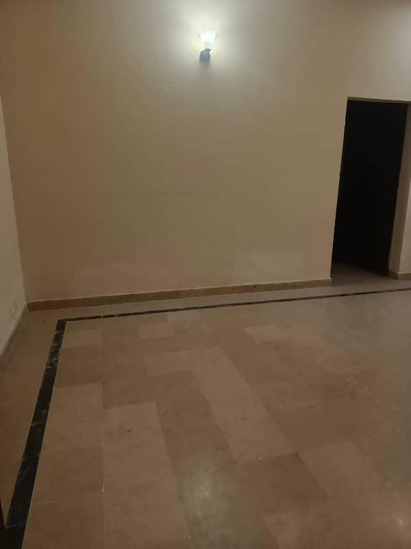 1 KANAL LOWER PORTION AVAILABLE FOR RENT IN VALANCIA HOUSING SOCIETY 13