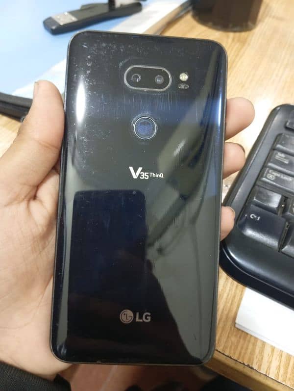 LG V35 think lush condition non pta for pubg  contact:03254831370 6