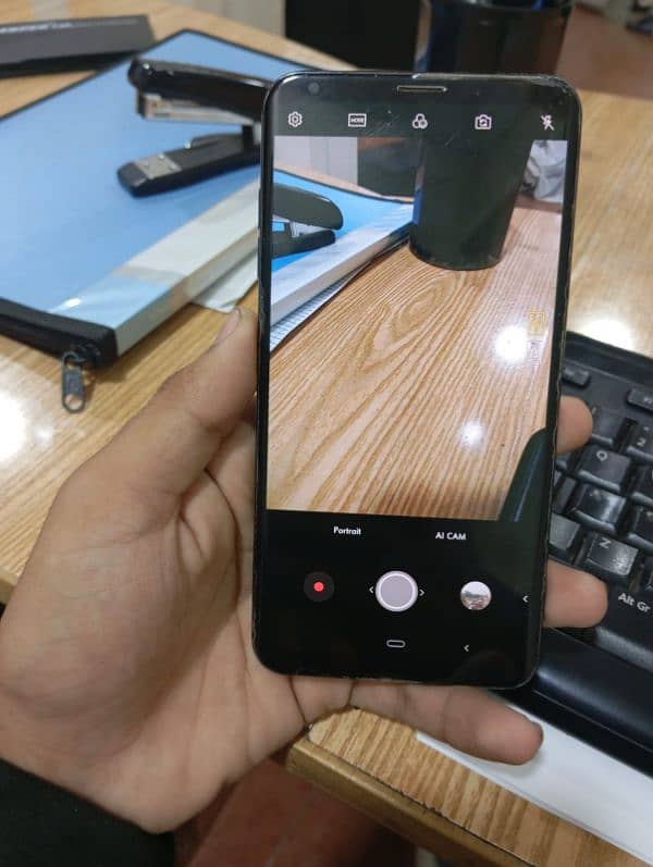 LG V35 think lush condition non pta for pubg  contact:03254831370 8