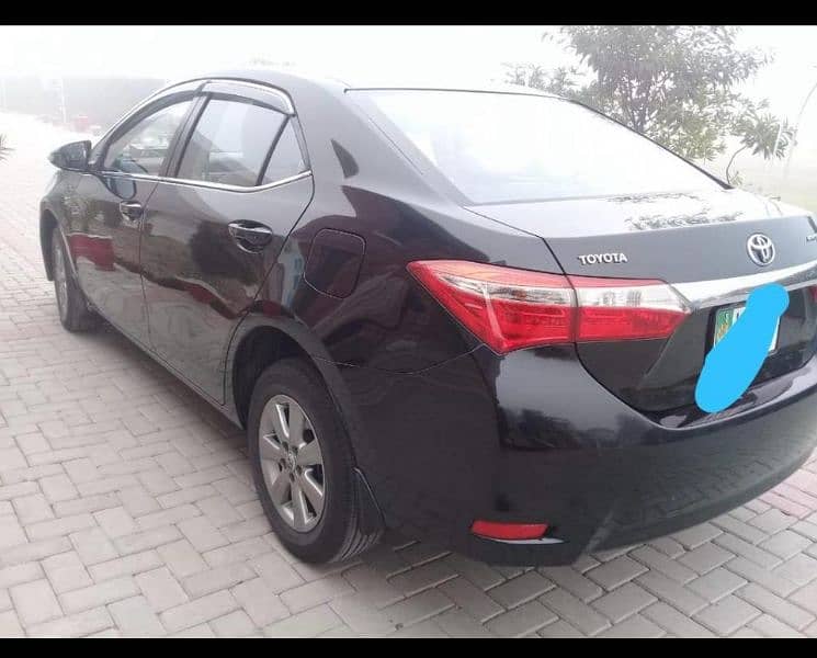 Toyota Corolla Altis 2016 1