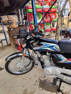 honda 125 25 Model black colour