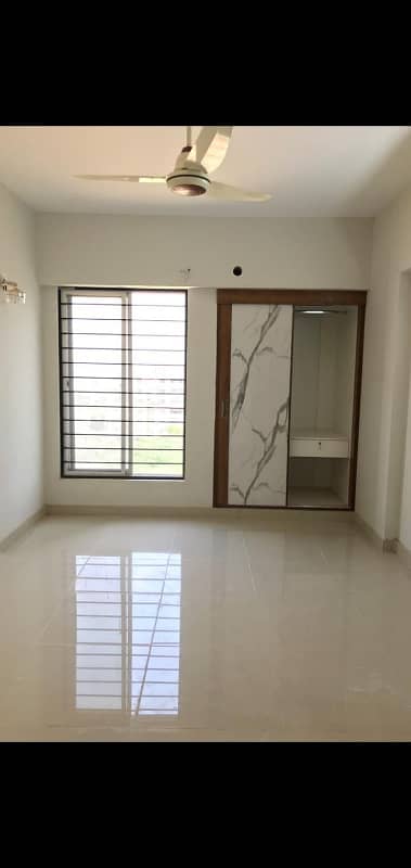 kings presidency four bed dd brand new apartment for rent in johar 6