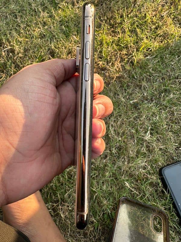 Iphone Xs Non Pta 10/10 Condition 1