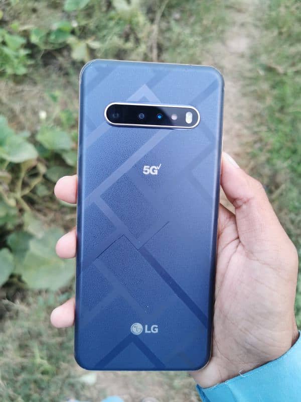 LG V60 5G 1