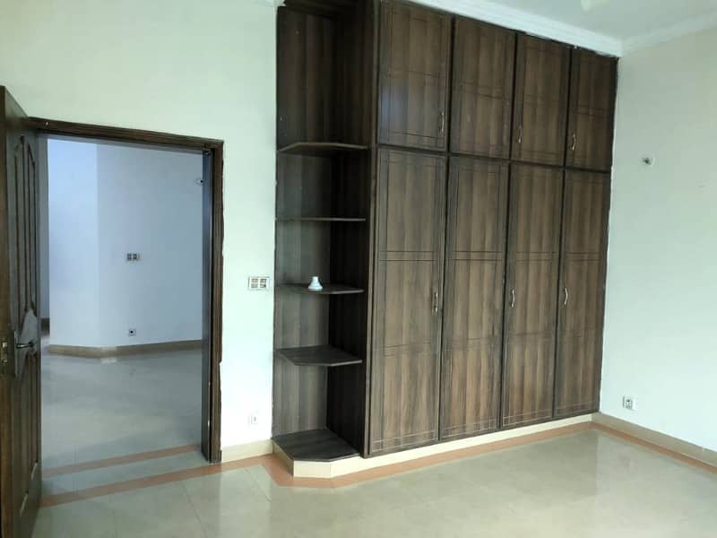 10 Marla Upper Portion On Top Location For Rent in DHA Phase 8 Lahore 2