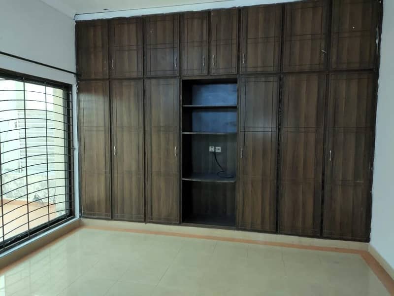 10 Marla Upper Portion On Top Location For Rent in DHA Phase 8 Lahore 9