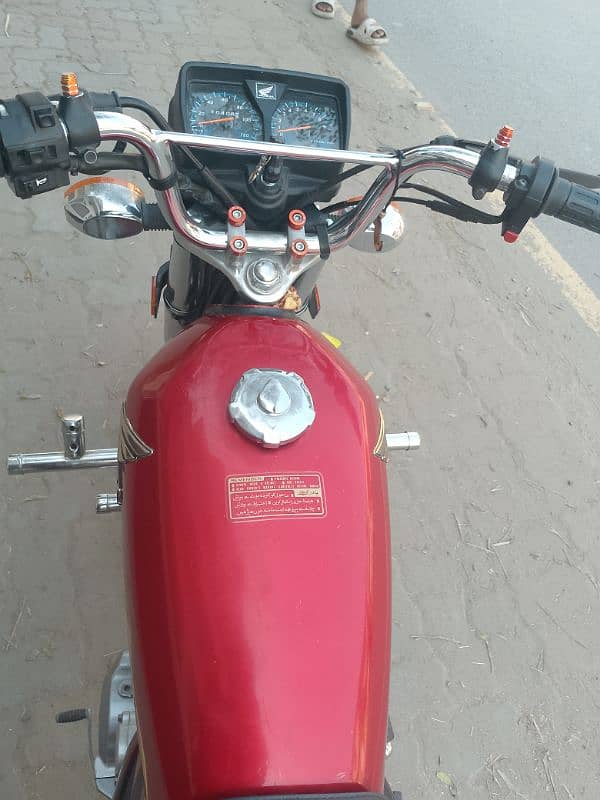 Honda 125 self start by sell 4