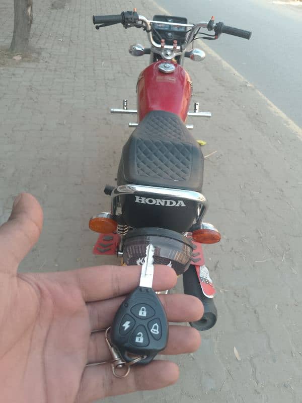 Honda 125 self start by sell 6