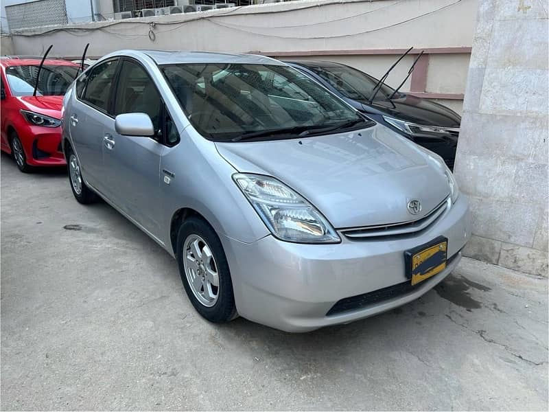 Toyota Prius 2011 1