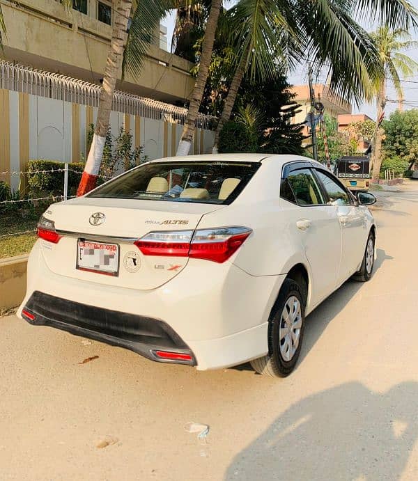 Toyota Corolla Altis 2018 3