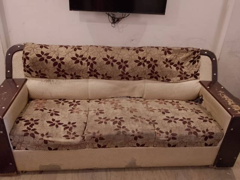 sofa /poshish sofa 1