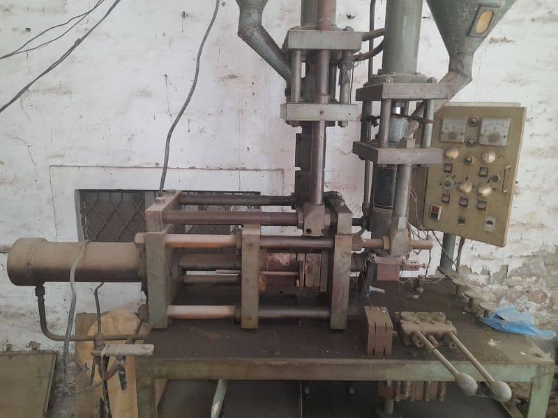 Hydraulic injection machine Urgent sale 10