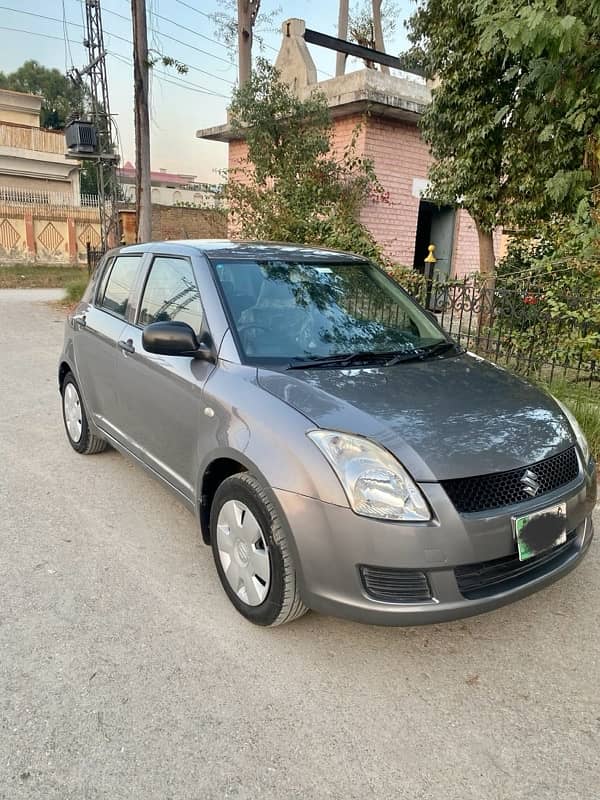 Suzuki Swift Dx 1.3, 13/14, total genuine 1