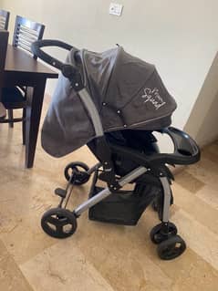 Stroller for sale condition 9/10. Brand Mom squad