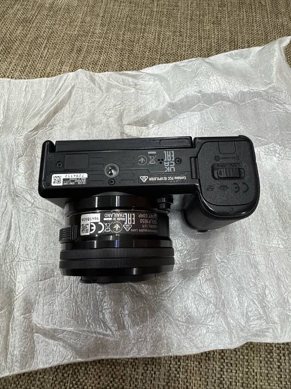 Sony ZV-E10L slightly used 1