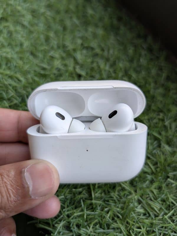 Apple airpods pro 2nd generation 2