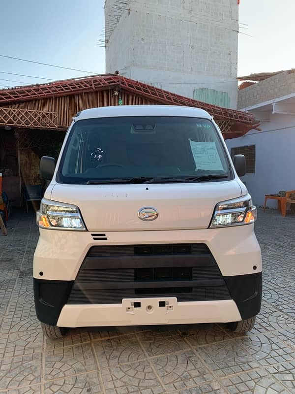 Daihatsu Hijet 2019 1