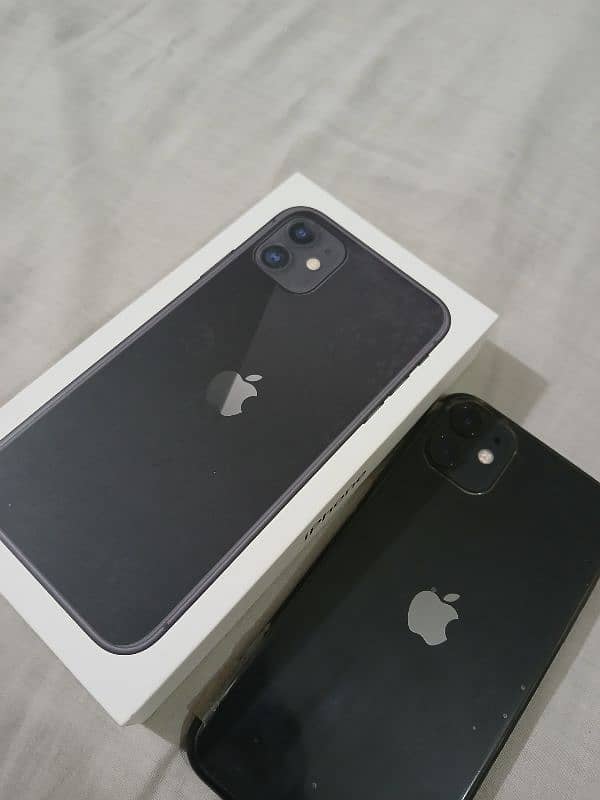 Iphone 11 jv 64 gb with box 3