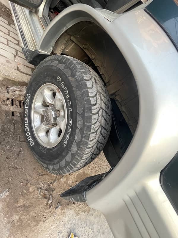 Mitsubishi Pajero exceed 1997 5