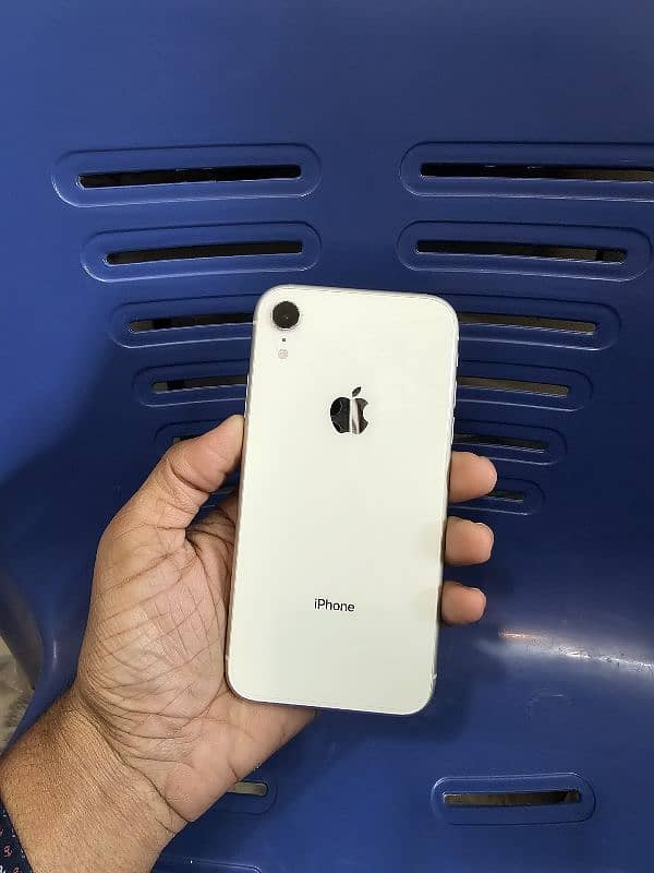 I phone xr pta approved 0