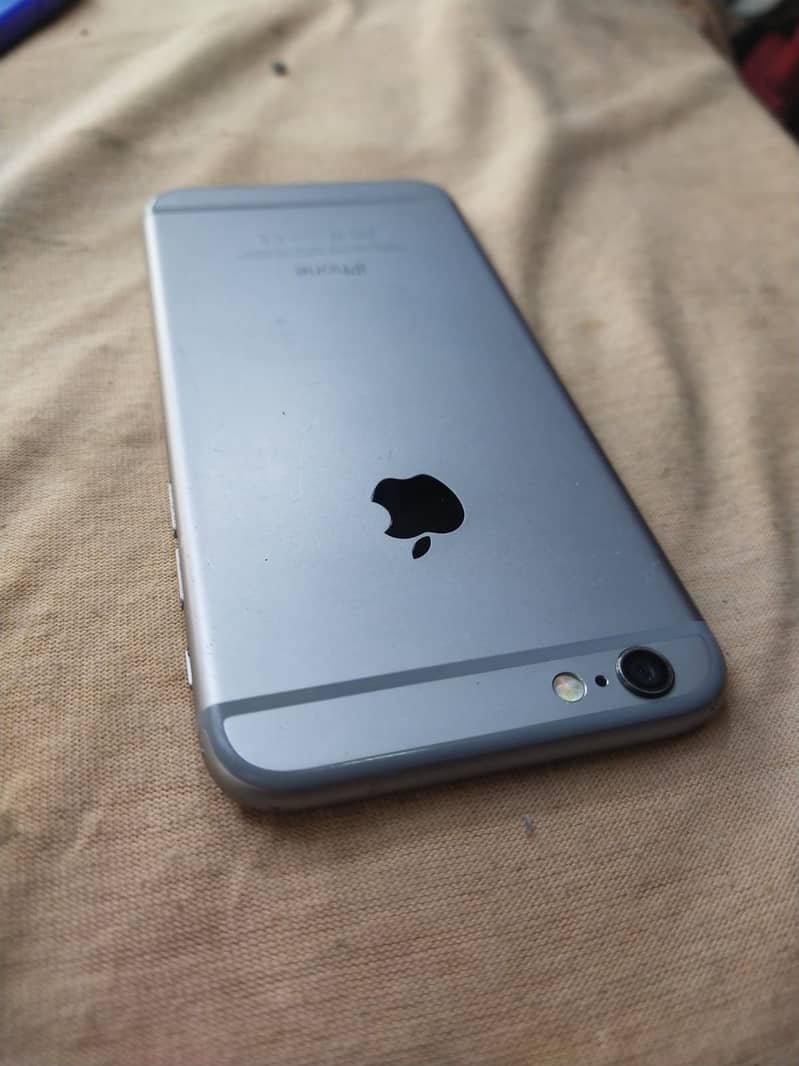 iphone 6 grey colour 16gb good condition non pta sale n exchange 1