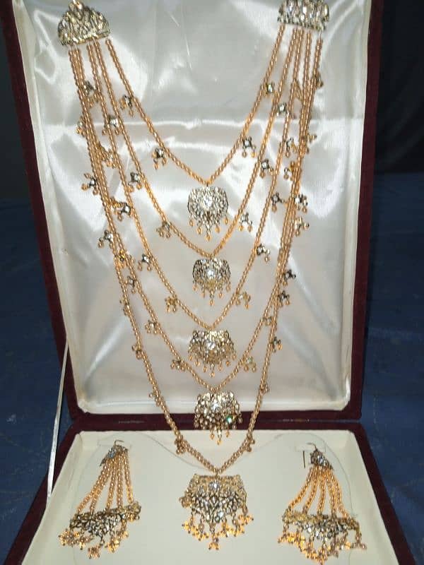 artificial jewellery set 0