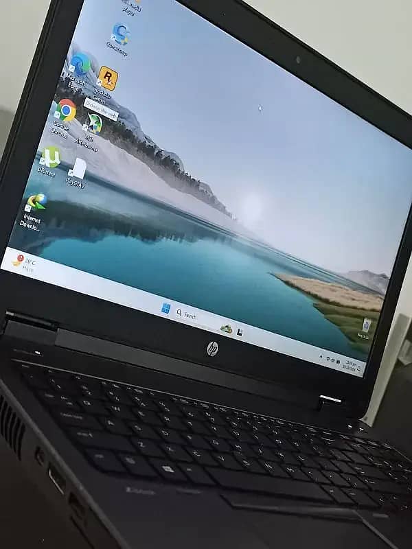 HP ZBook 15 Workstation Core i7 4th Gen - 8GB Ram - 256 SSD 2