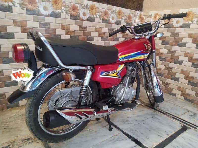 Honda 125 (2018) Lahore No 4