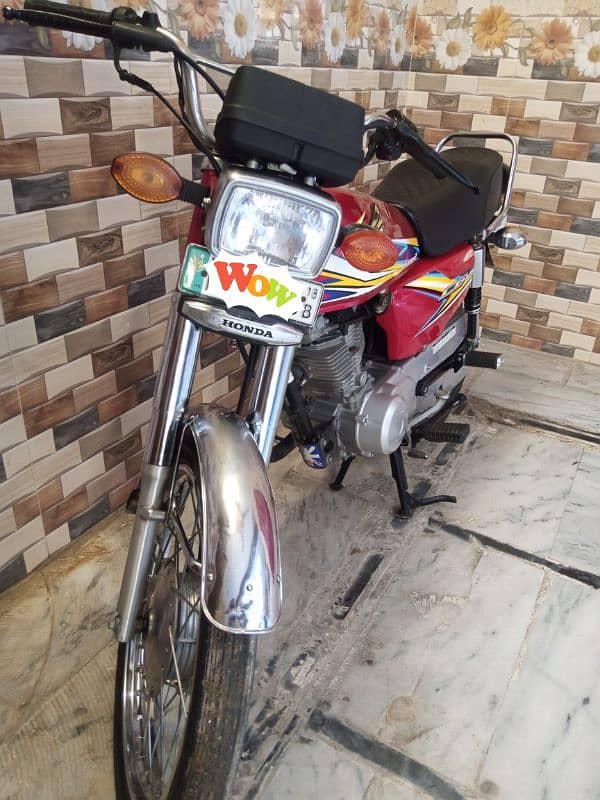 Honda 125 (2018) Lahore No 10