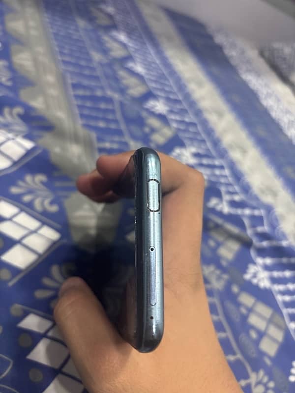 Huawei Y9s 6/128. Still in new condition 2