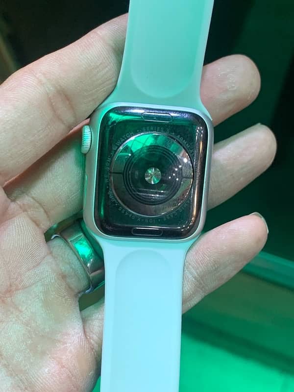 Apple Watch Series 5 40mm 5