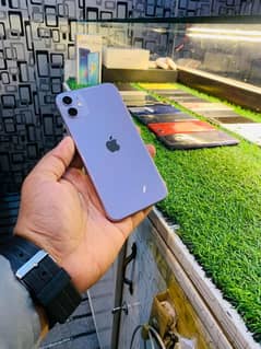 Iphone 11 64gb   JV (  Non Active ) 03265058898