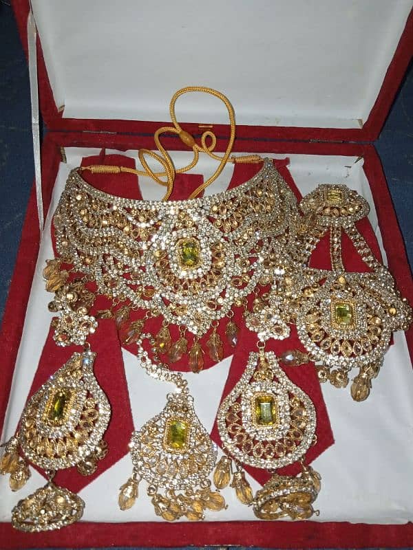 artificial jewellery set 0