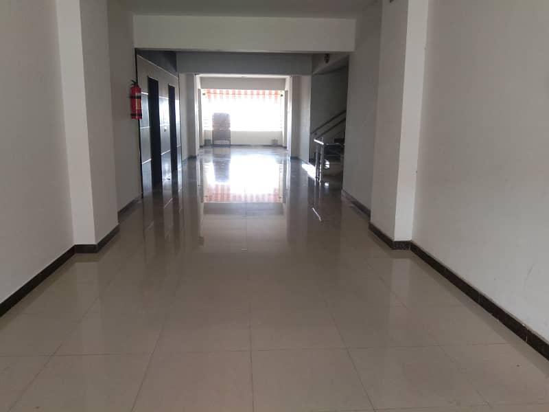 10 Marla Old Building Flat 6th Floor Available For Sale 38