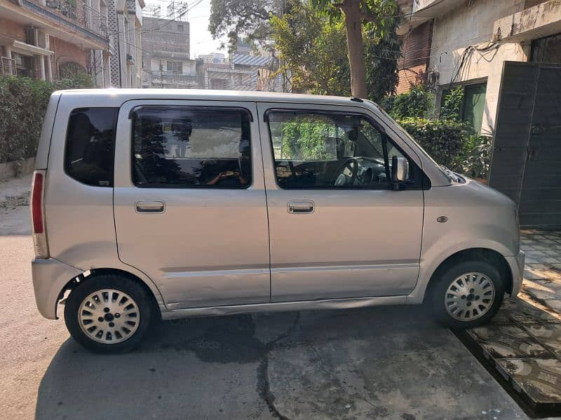 Suzuki Wagon R 2007 4