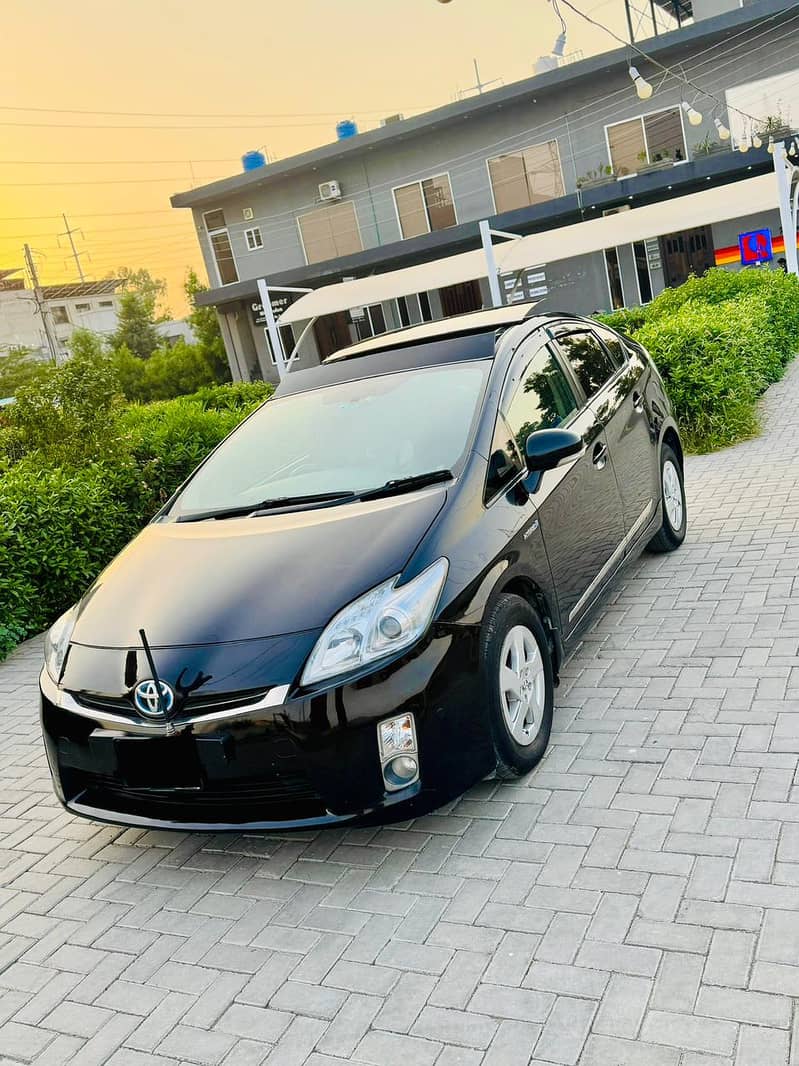 Toyota  Prius GS Edition 2010 Model 2015 Import 1